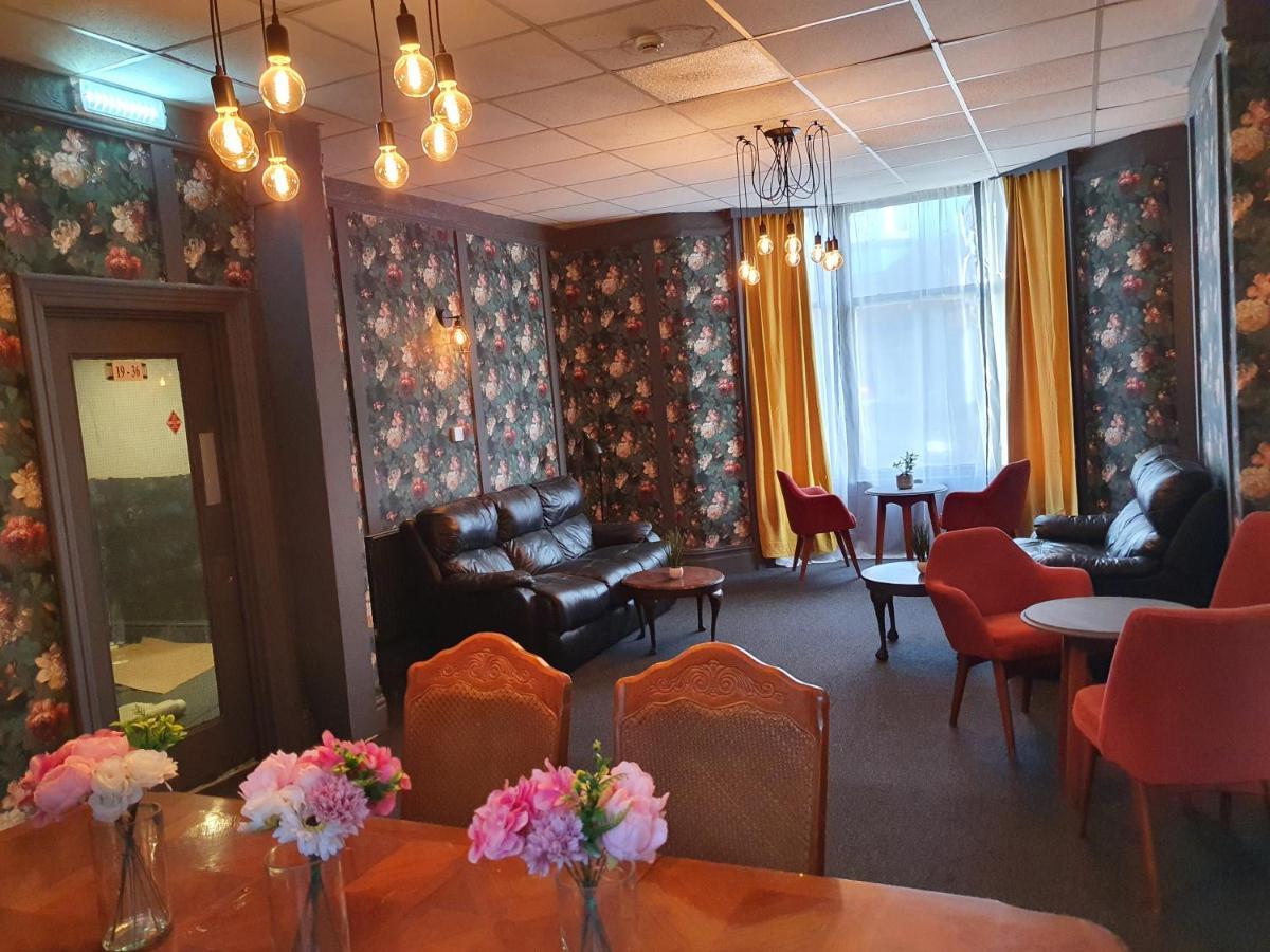 Balkan Hotel Блэкпул Экстерьер фото