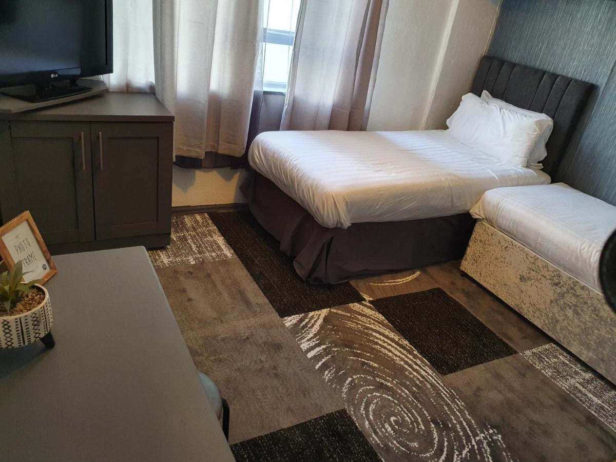 Balkan Hotel Блэкпул Экстерьер фото