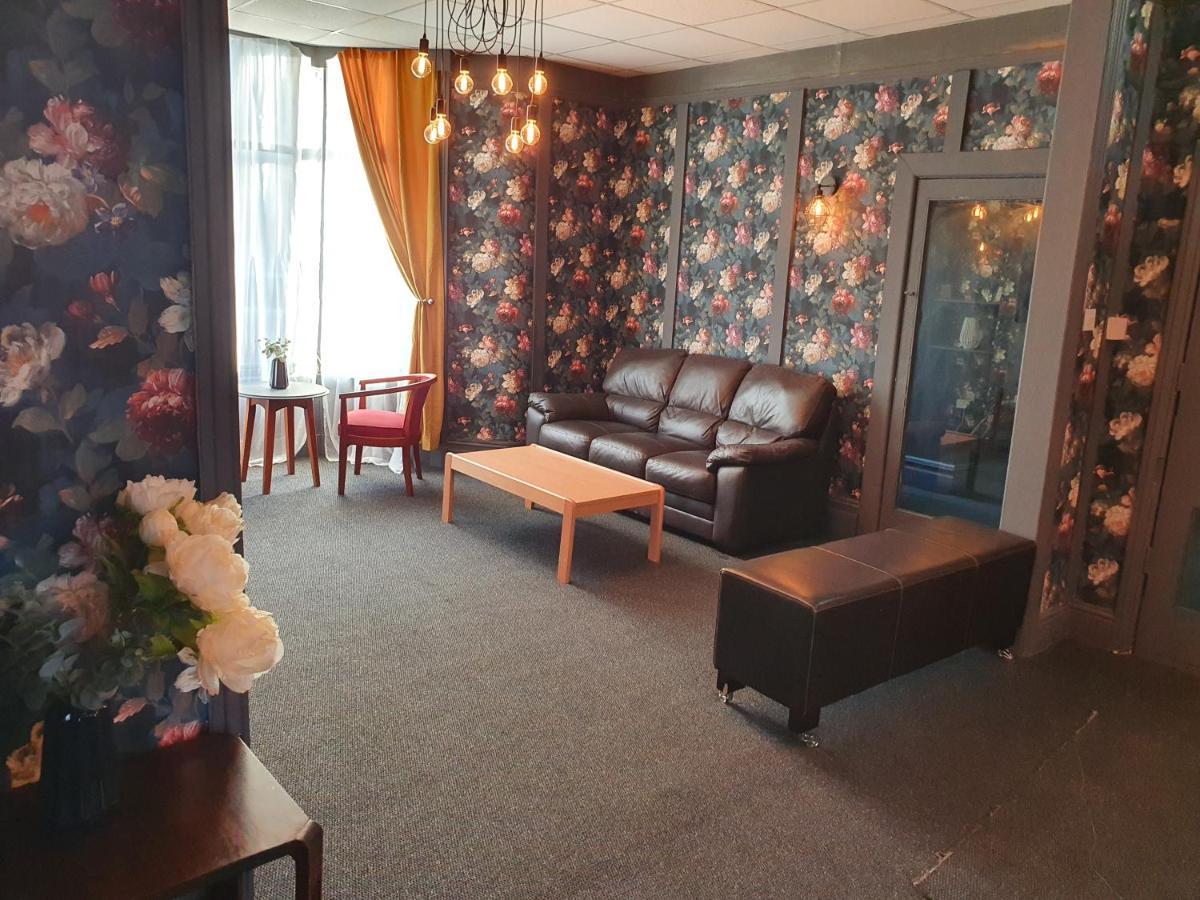 Balkan Hotel Блэкпул Экстерьер фото